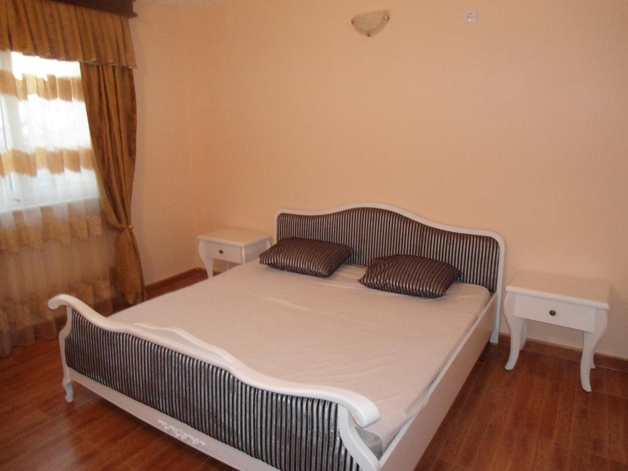 Apartments Pekic Бар Экстерьер фото
