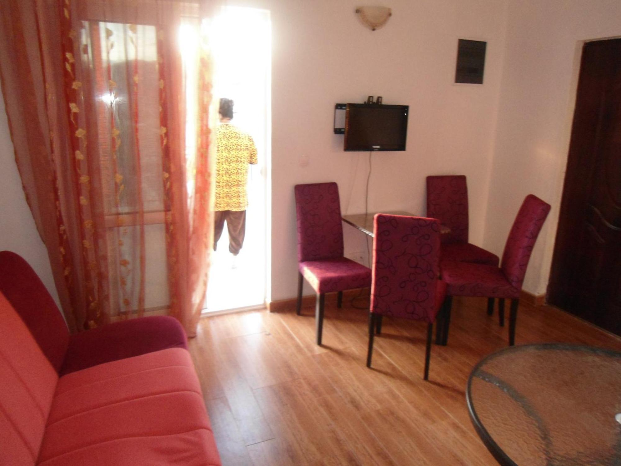Apartments Pekic Бар Экстерьер фото